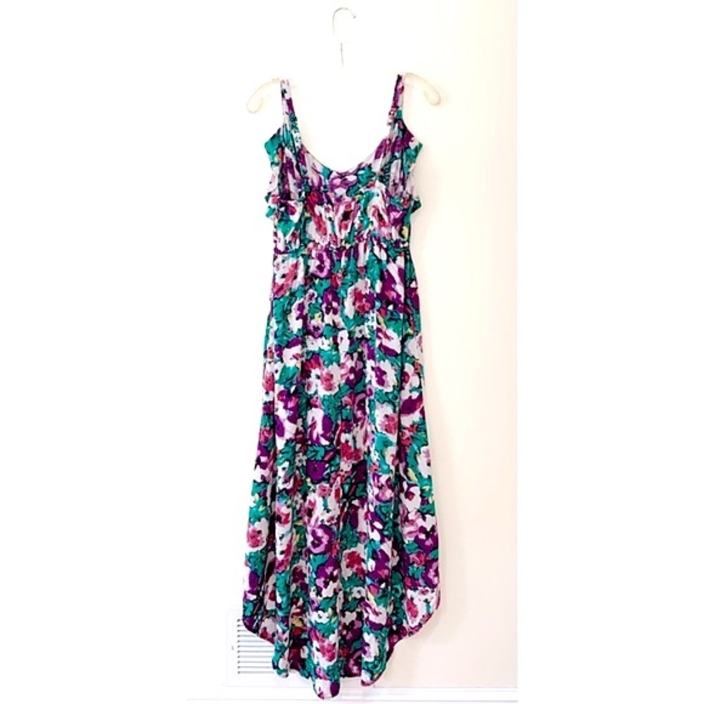 Torrid Sz 1= 14/16 Floral Hi / Lo Dress. Ruffled & Adjustable Straps.